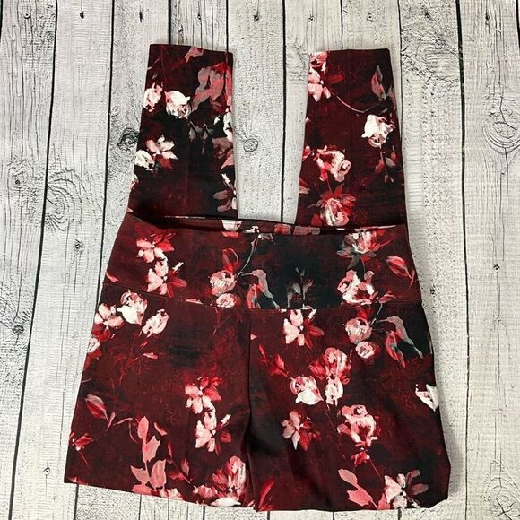 SOFT SURROUNDINGS Floral Leggings - Picture 1 of 5